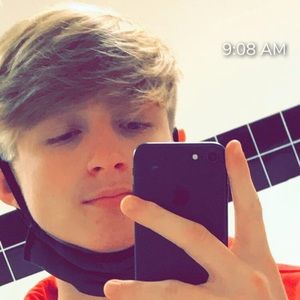 Meet your Posher, Ethan